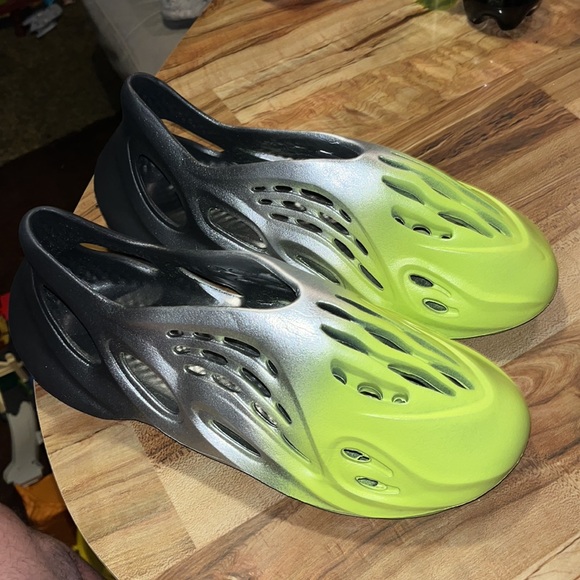 EVA Foam Runner Mx Unbranded  Ombré Lime Onyx Metallic Silver RNNR Clog New Mens - Picture 15 of 15